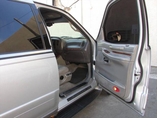 2000 Lincoln Navigator Sport Utility 4D