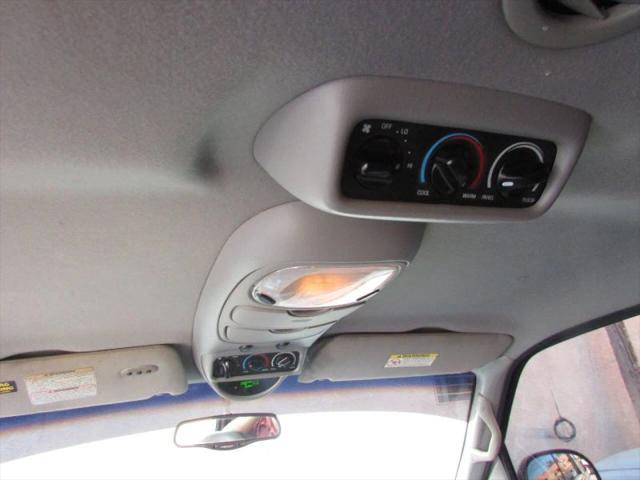 2000 Lincoln Navigator Sport Utility 4D