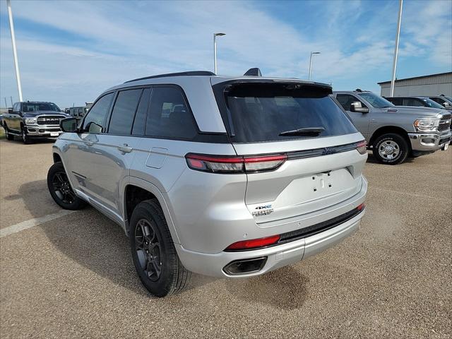 2025 Jeep Grand Cherokee Anniversary Edition