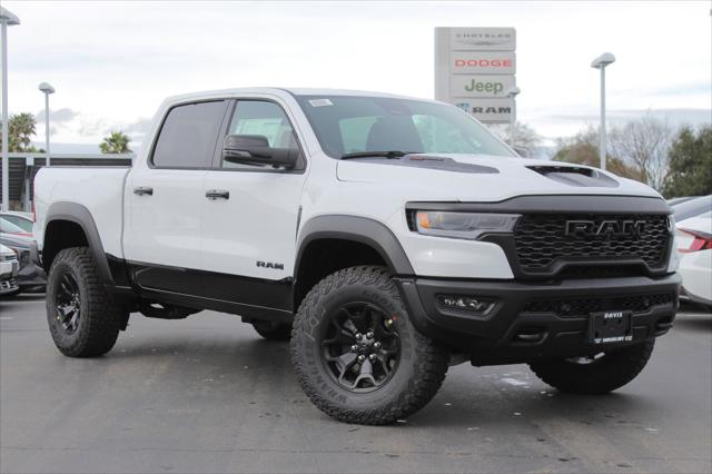 2025 RAM Ram 1500 RAM 1500 RHO CREW CAB 4X4 57 BOX