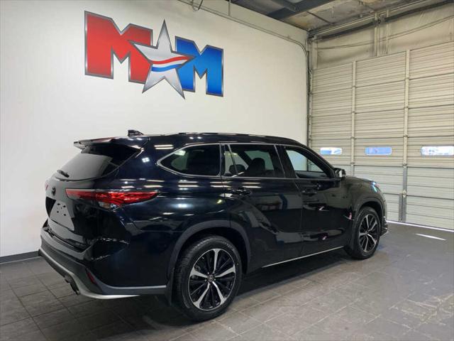 2022 Toyota Highlander XSE 2022 Toyota Highlander XSE