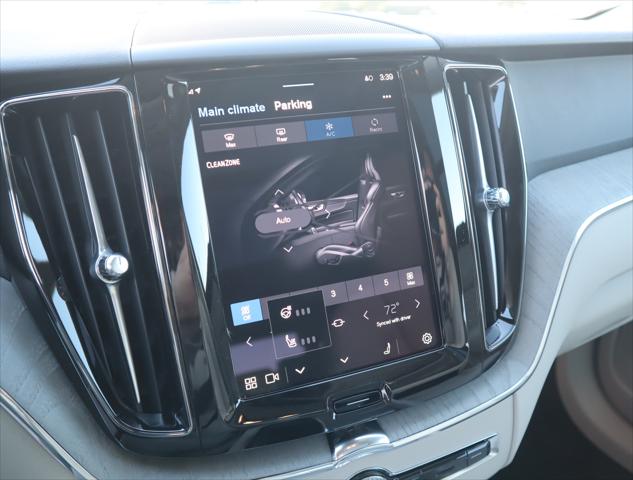 2025 Volvo XC60 Plug-In Hybrid T8 Plus