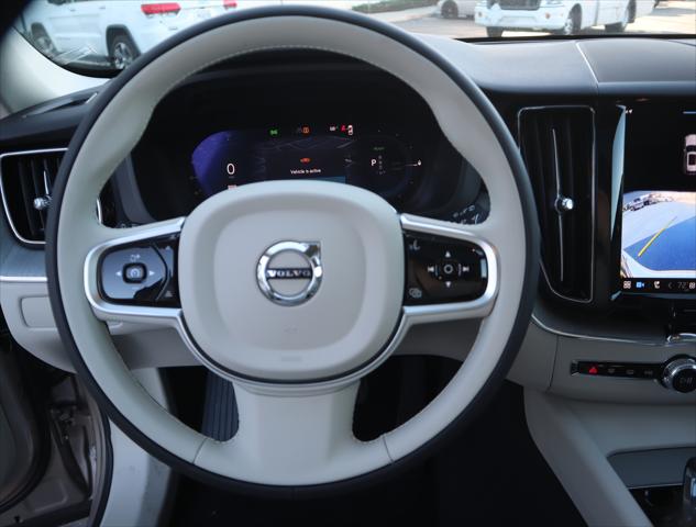 2025 Volvo XC60 Plug-In Hybrid T8 Plus