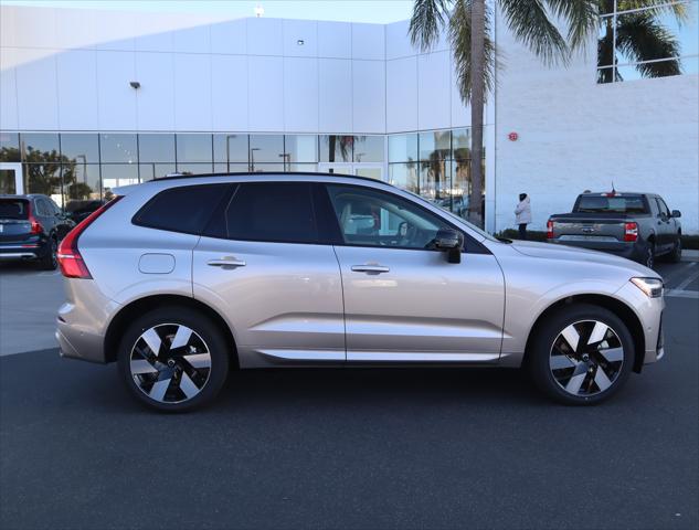 2025 Volvo XC60 Plug-In Hybrid T8 Plus