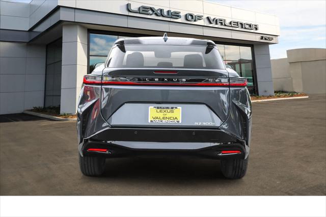 2025 Lexus 300 Premium