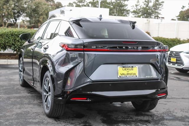 2025 Lexus 300 Premium