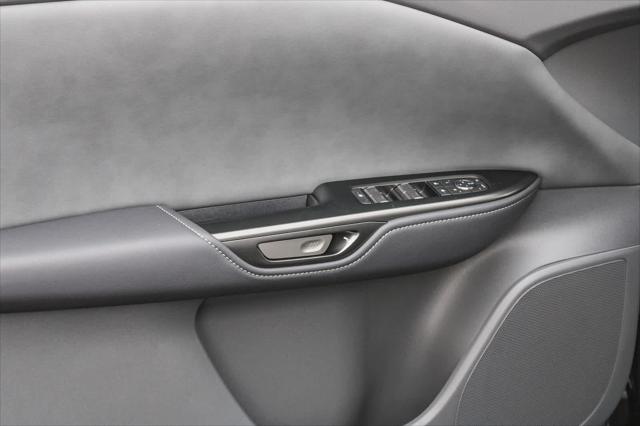 2025 Lexus 300 Premium