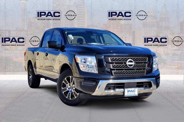 2023 Nissan TITAN Crew Cab SV 4x2