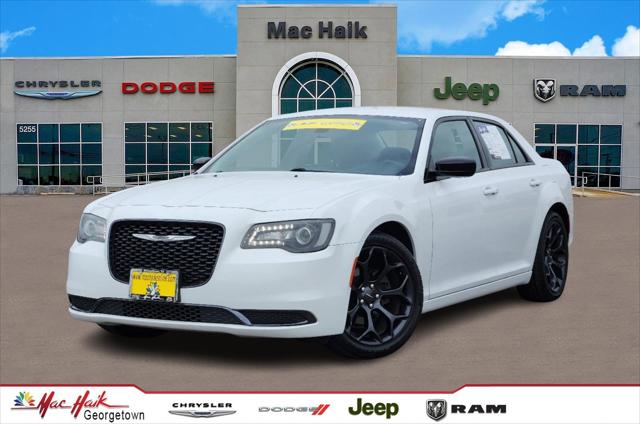 2019 Chrysler 300 Touring