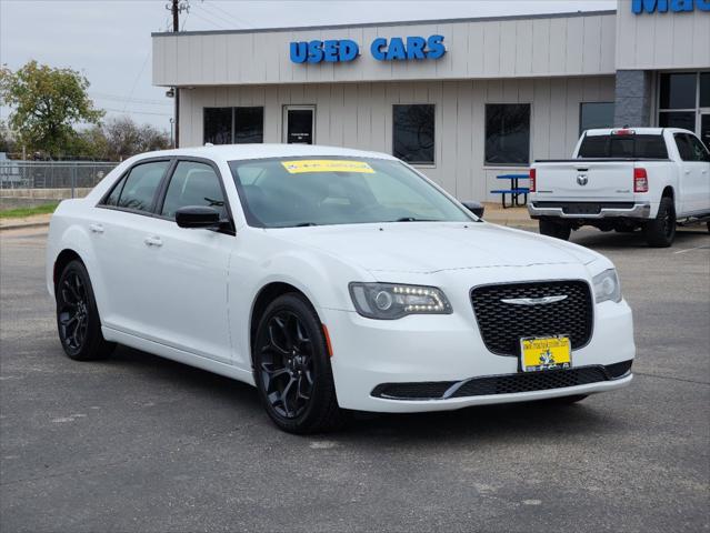 2019 Chrysler 300 Touring