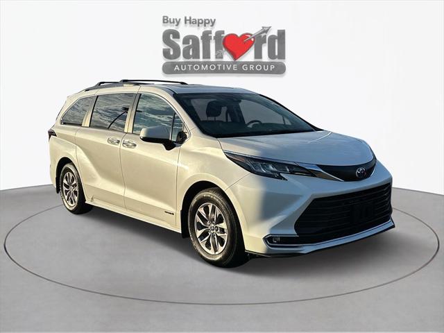 2021 Toyota Sienna XLE