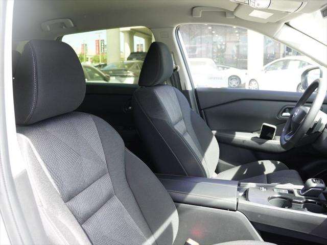 2025 Nissan Rogue SV FWD
