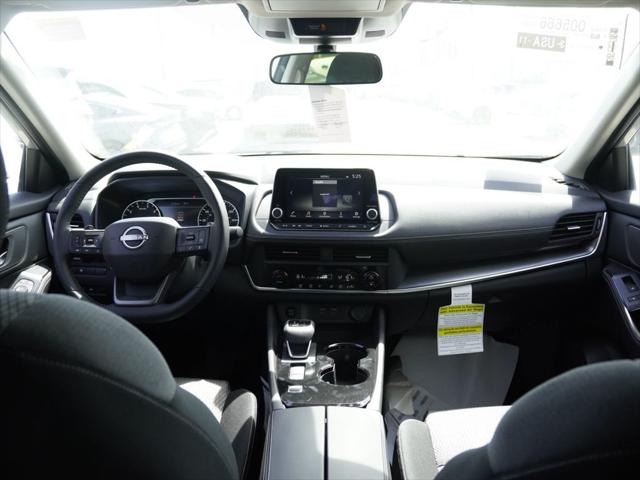 2025 Nissan Rogue SV FWD