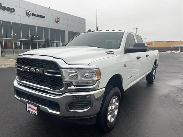 2020 RAM 3500 Tradesman Crew Cab 4x4 8 Box