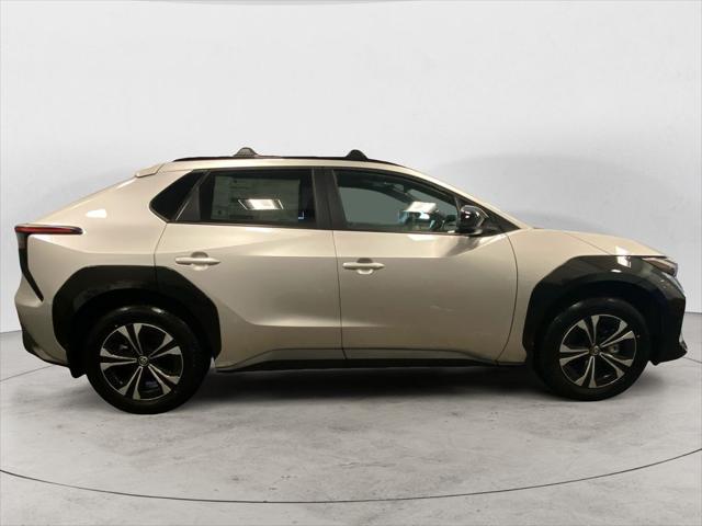 2025 Toyota bZ4X XLE