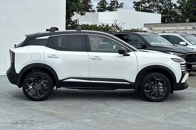 2025 Nissan Kicks SR Intelligent AWD