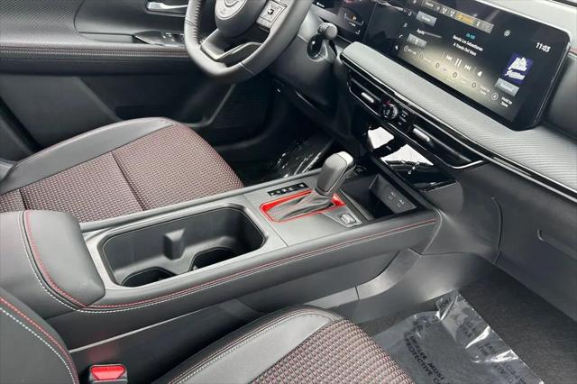2025 Nissan Kicks SR Intelligent AWD