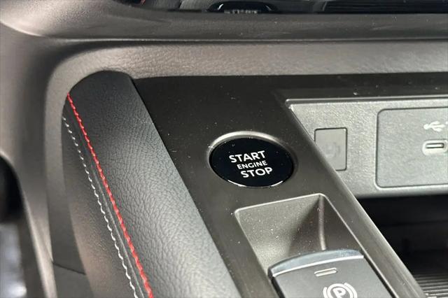 2025 Nissan Kicks SR Intelligent AWD