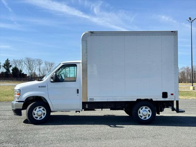 2025 Ford E-350 Cutaway E-Series Cutaway