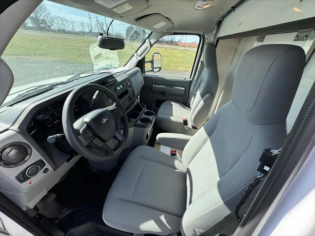 2025 Ford E-350 Cutaway E-Series Cutaway