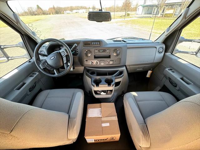 2025 Ford E-350 Cutaway E-Series Cutaway