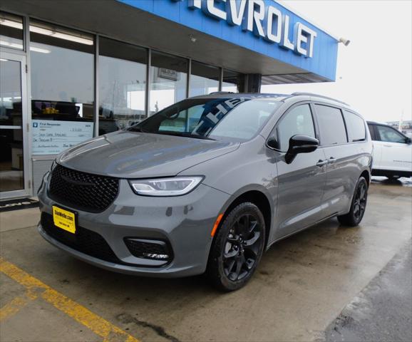2023 Chrysler Pacifica Limited AWD