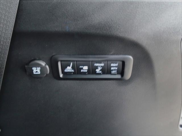 2023 Chrysler Pacifica Limited AWD