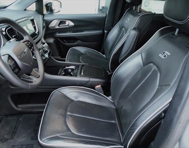 2023 Chrysler Pacifica Limited AWD