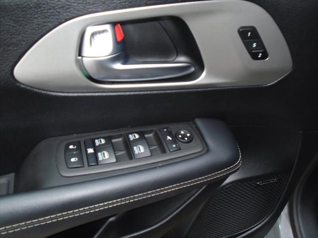 2023 Chrysler Pacifica Limited AWD