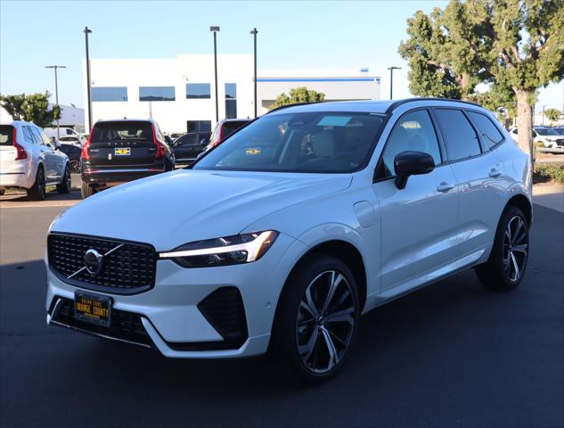 2025 Volvo XC60 Plug-In Hybrid T8 Ultra