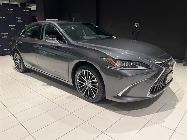 2022 Lexus ES 250