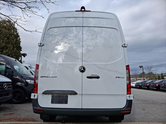 2025 Mercedes-Benz Sprinter 2500 Standard Roof 4-Cyl Diesel