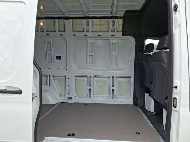 2025 Mercedes-Benz Sprinter 2500 Standard Roof 4-Cyl Diesel