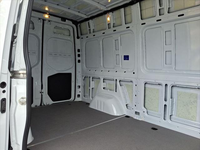2025 Mercedes-Benz Sprinter 2500 Standard Roof 4-Cyl Diesel
