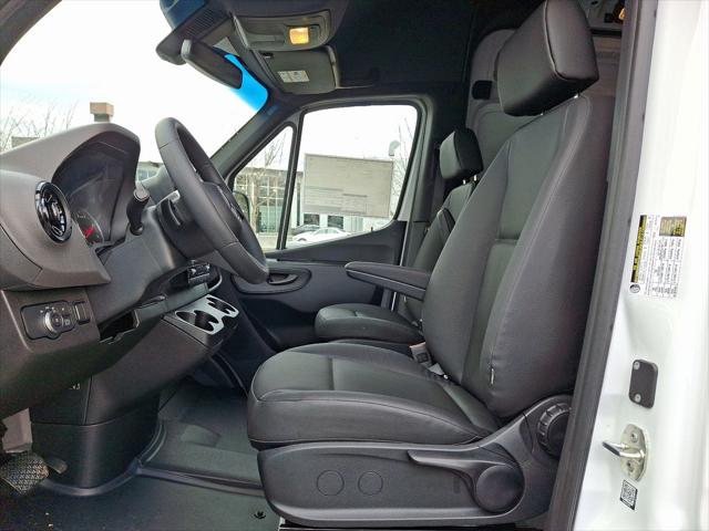 2025 Mercedes-Benz Sprinter 2500 Standard Roof 4-Cyl Diesel