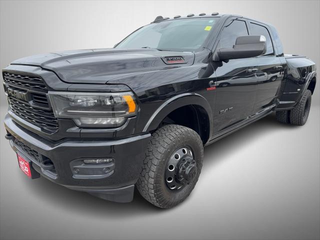 2020 RAM 3500 Limited Mega Cab 4x4 64 Box