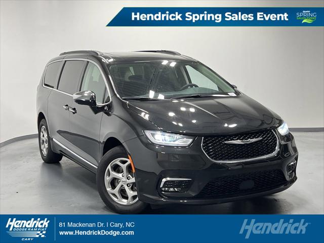 2023 Chrysler Pacifica Limited AWD