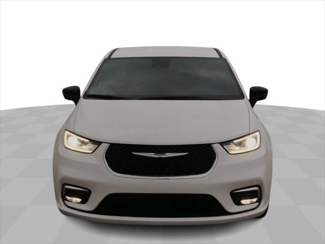 2025 Chrysler Pacifica PACIFICA SELECT