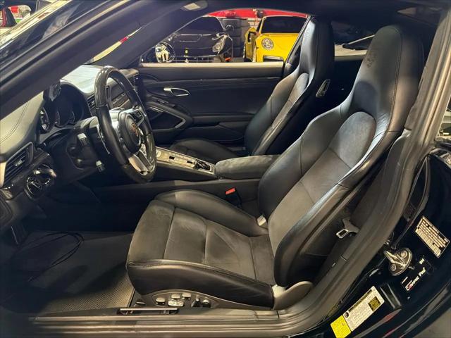 2017 Porsche 911 Turbo S