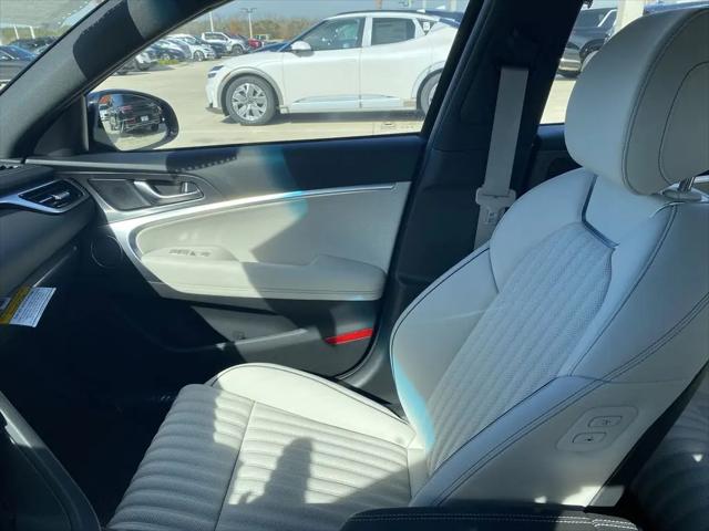 2025 Genesis G70 2.5T AWD