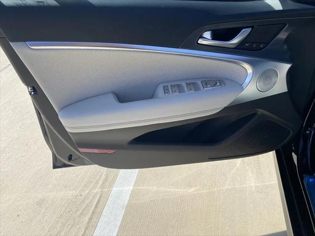 2025 Genesis G70 2.5T AWD