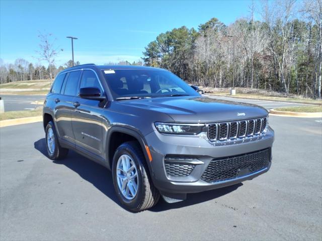 2025 Jeep Grand Cherokee GRAND CHEROKEE LAREDO X 4X2
