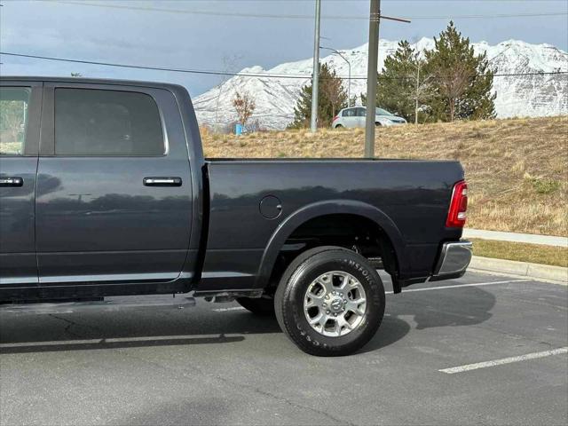 2020 RAM 2500 Laramie Crew Cab 4X4 64 Box