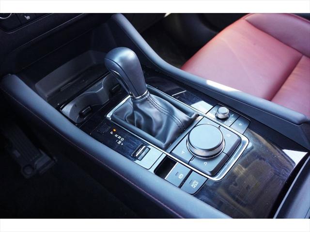 2024 Mazda Mazda3 2.5 S Carbon Edition