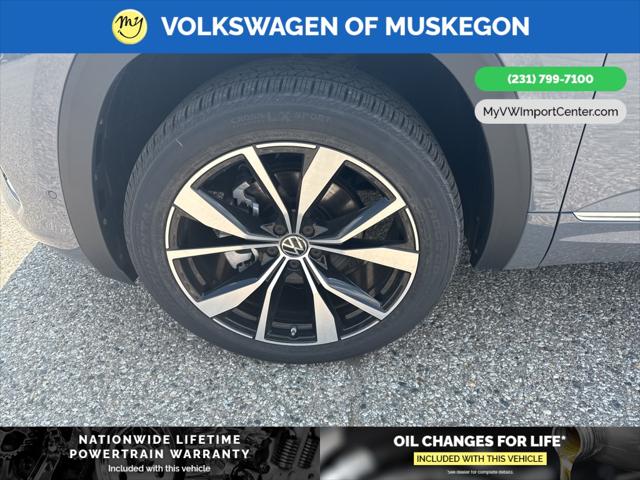 2025 Volkswagen Atlas 2.0T SEL Premium R-Line