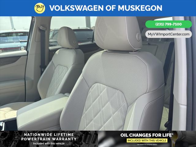 2025 Volkswagen Atlas 2.0T SEL Premium R-Line