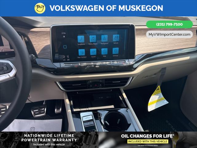 2025 Volkswagen Atlas 2.0T SEL Premium R-Line