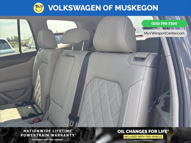 2025 Volkswagen Atlas 2.0T SEL Premium R-Line