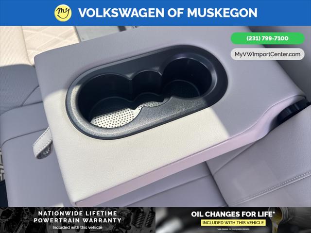 2025 Volkswagen Atlas 2.0T SEL Premium R-Line