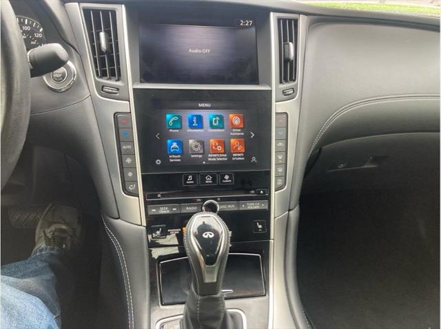2021 INFINITI Q60 LUXE AWD